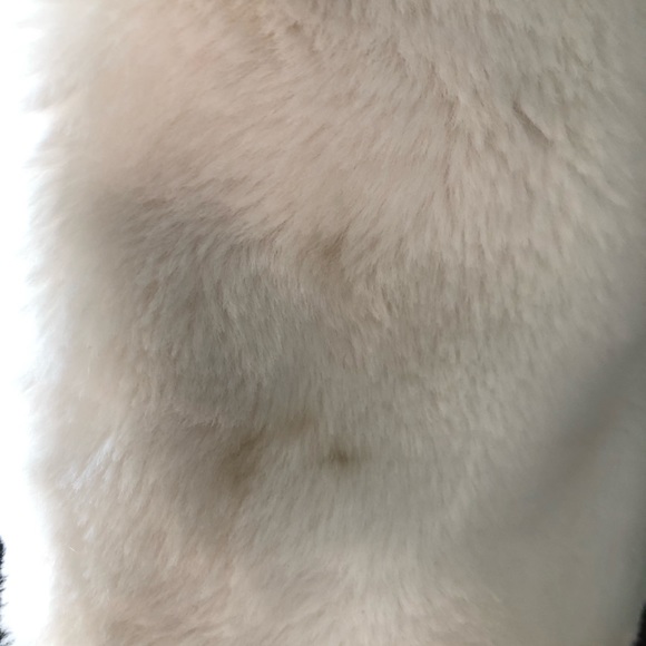 Disney Elsa Faux fur girls coat - Picture 2 of 4